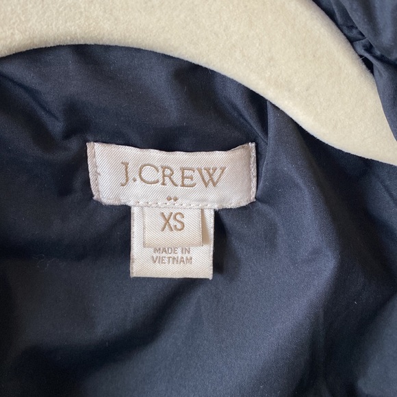 Black Puffer Jacket from J Crew. Size XS. Very gently worn! - Picture 3 of 5